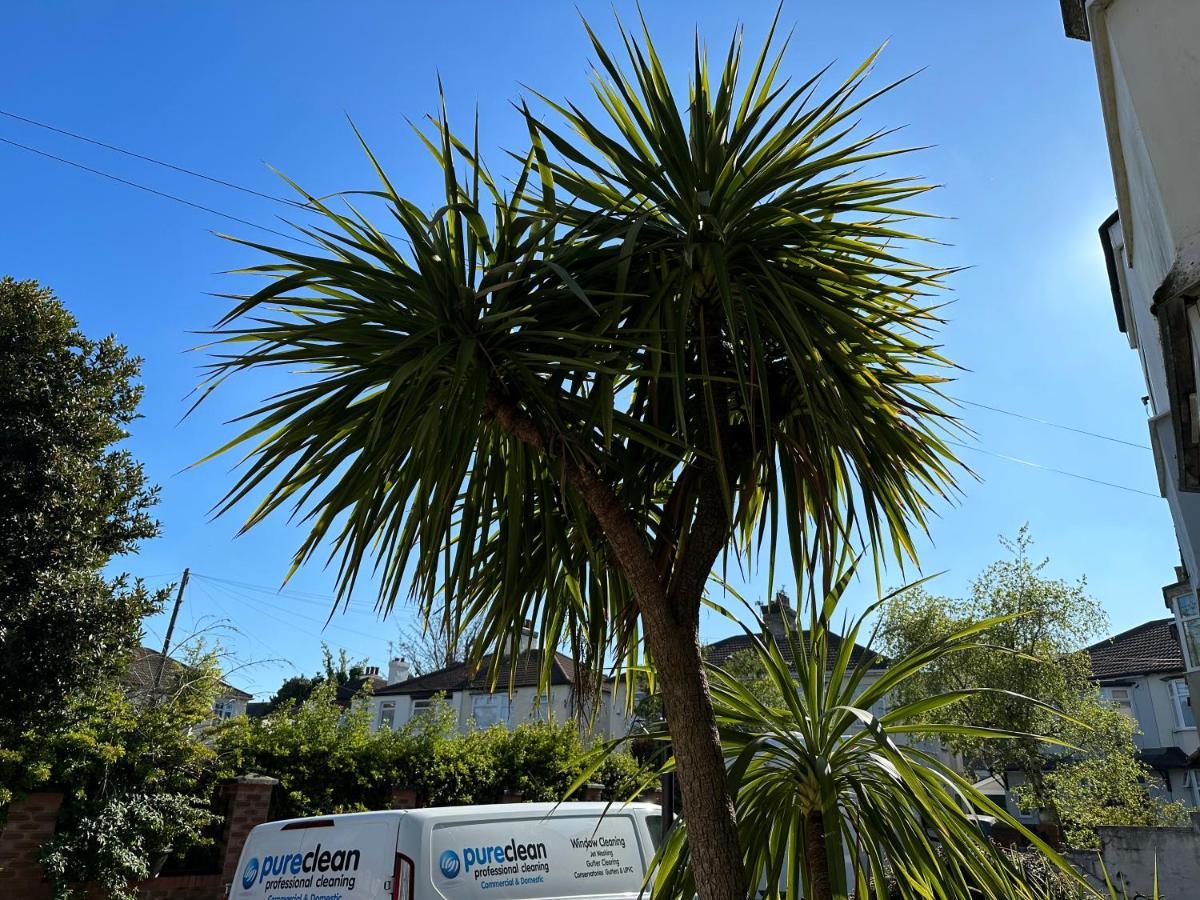 Contractor's Haven: Spacious Near Centre Liverpool